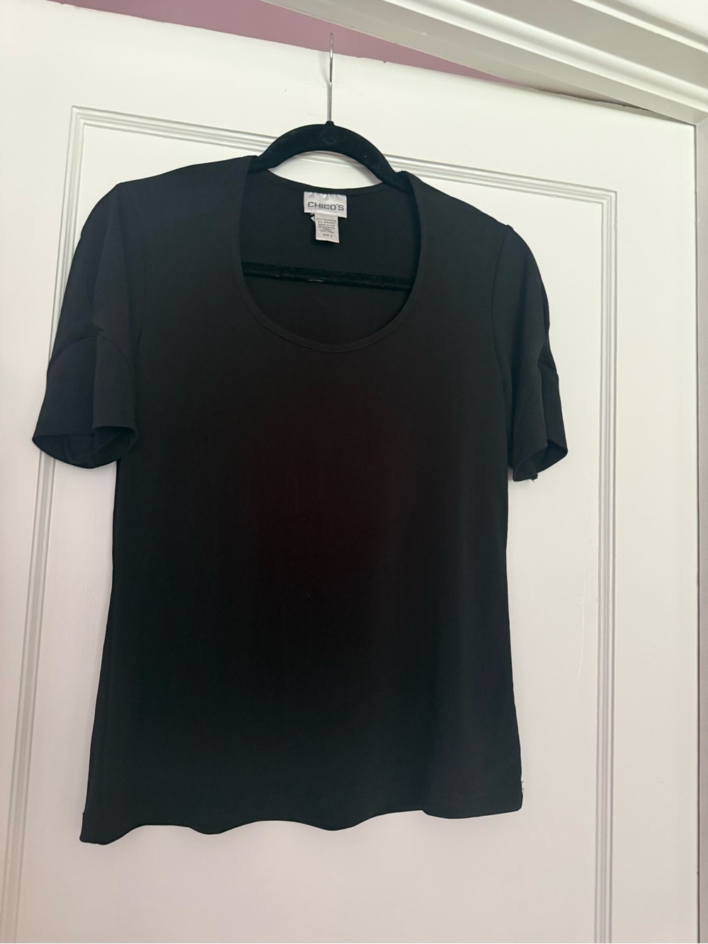 Chico's Classic Black Scoop Neck Short Sleeve Top